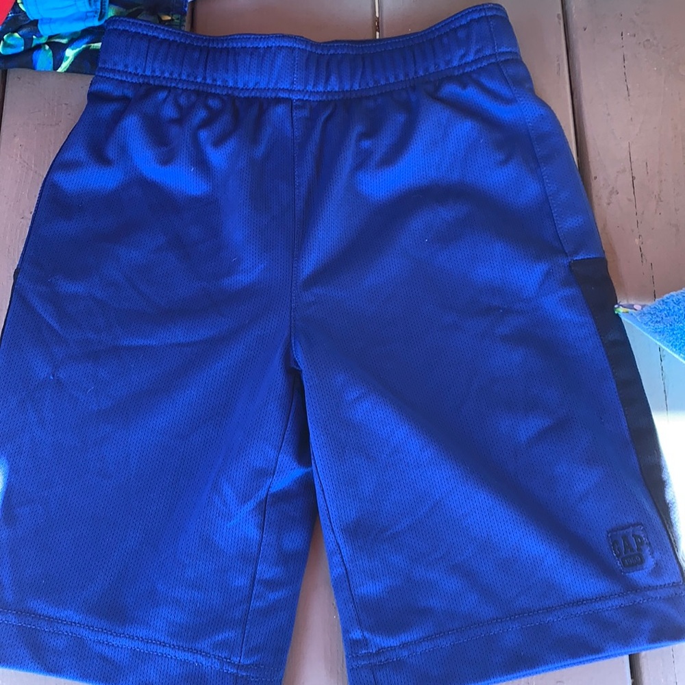 Kids gap shorts